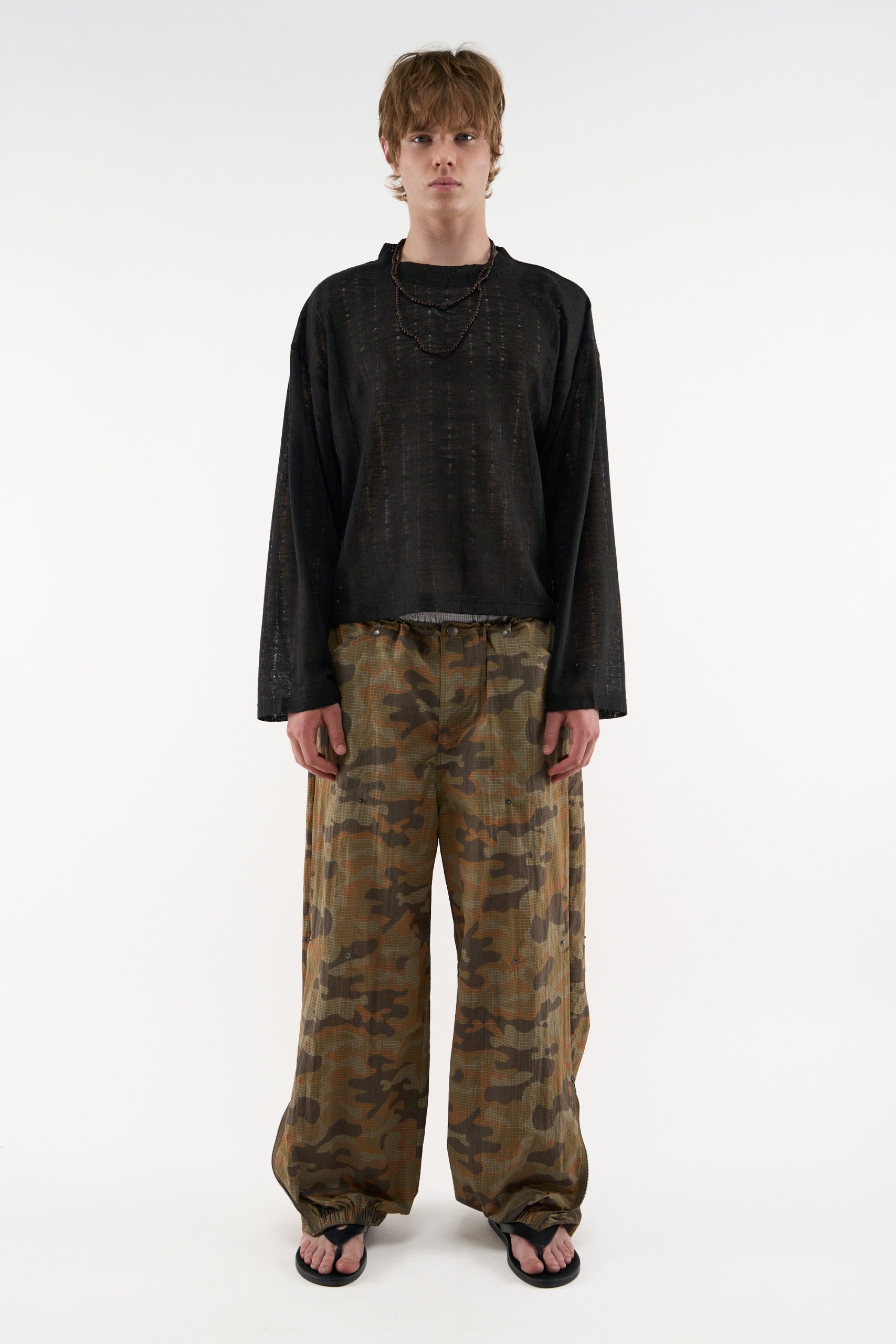 Abar Dark Knit Longsleeve - Image 2